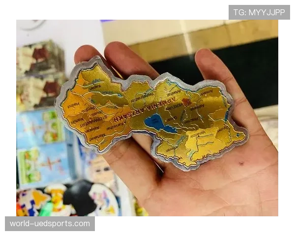 乔恩·琼斯家里冰箱贴都是金箔的? 乔恩·琼斯家里冰箱贴都是金箔的?